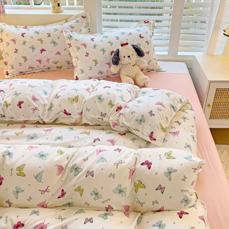 JazzHer Cute Bedding Set Kawaii Cartoon Boys Girls Ins Duvet Cover with Zipper No Filler Flat Sheet Pillowcase Queen Size Bed Linens