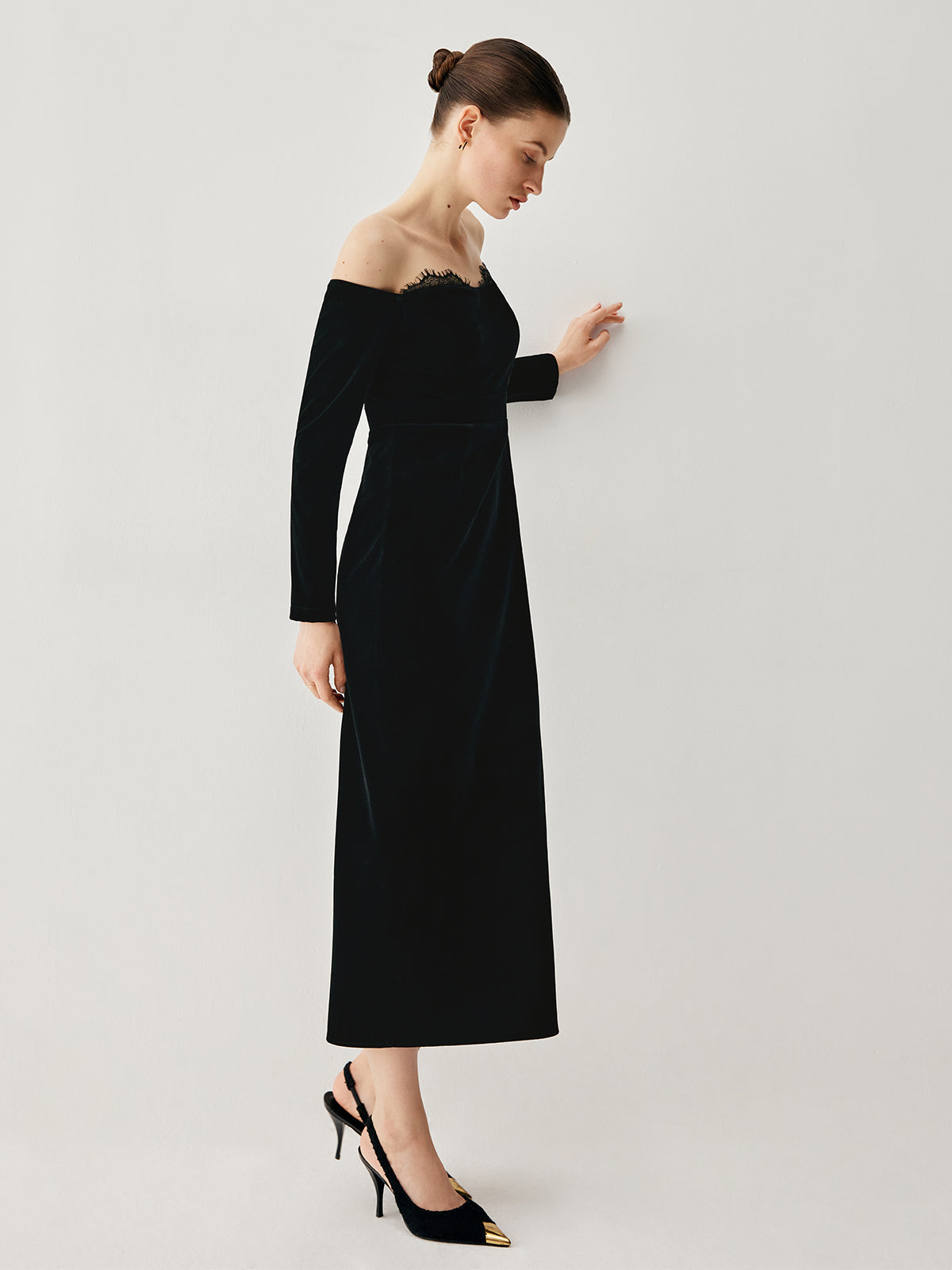 JazzHer Velvet Off-shoulder Patchwork Slit Midi Dress