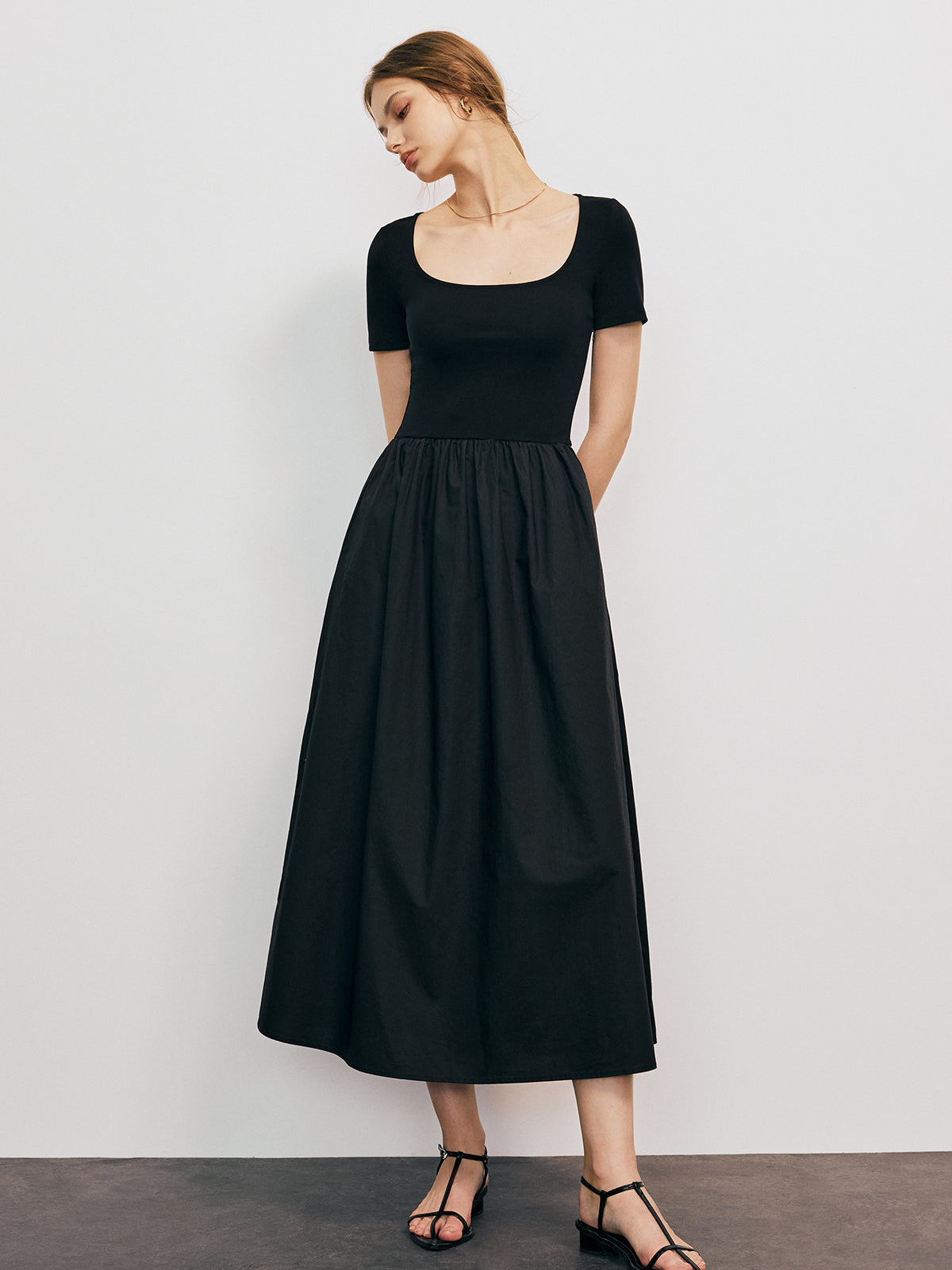 JazzHer Solid Round Neck Pleated Midi Dress