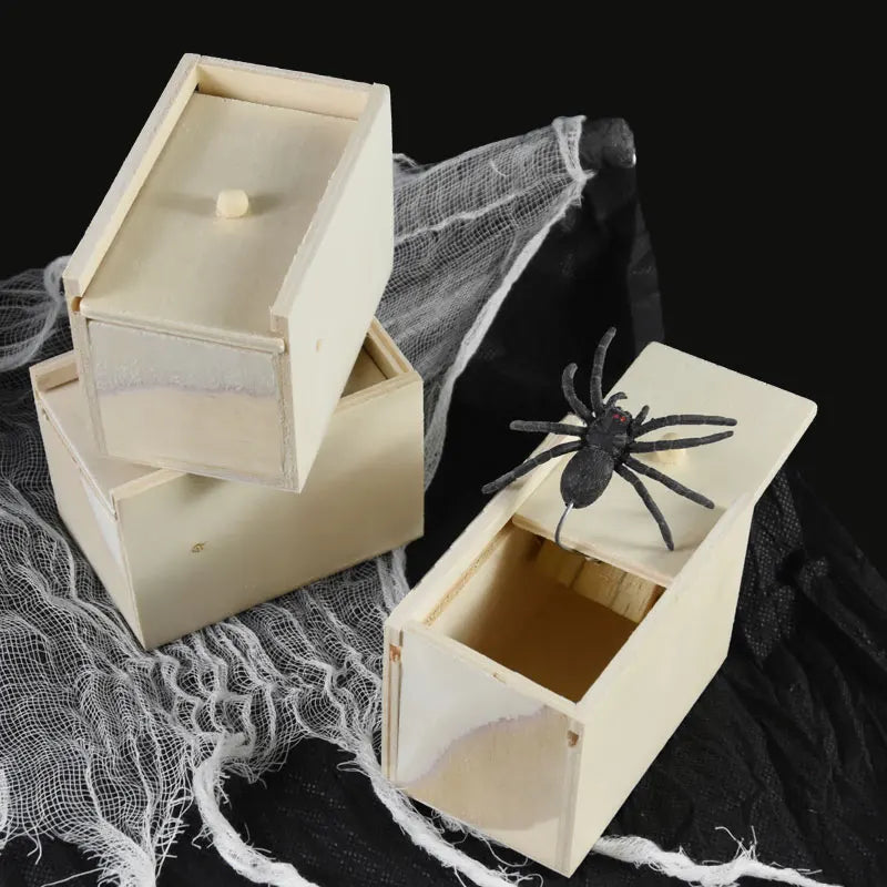 JazzHer Simulation Spider With Wooden Box Kids Favors Tricky Prank Joke Toy Haunted House Horror Props Halloween Party Decor Supplies