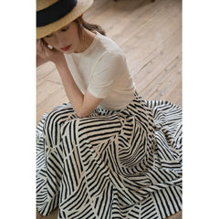 Jazzher Black And White Geometric Pattern Large Swing Skirt