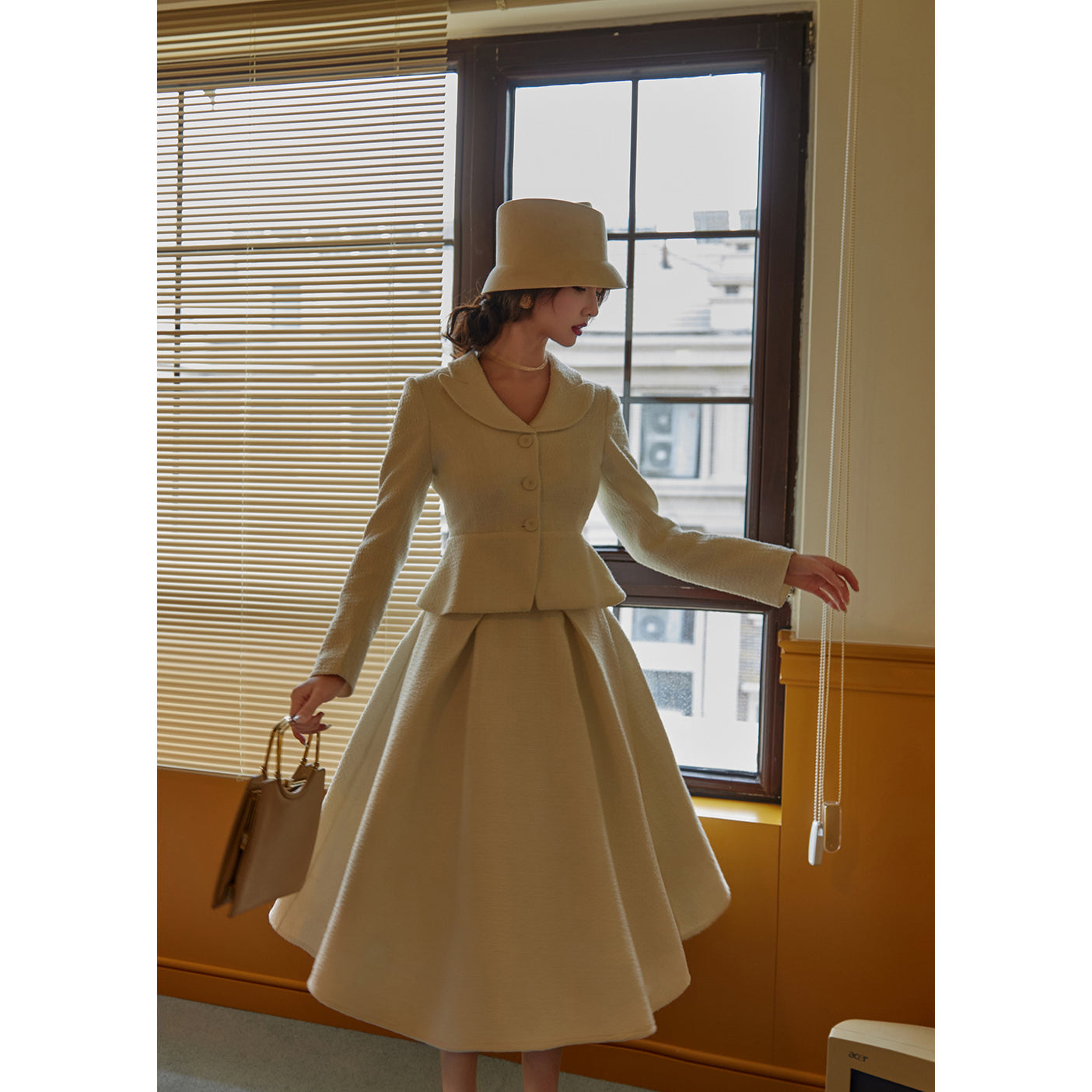 JazzHer 2024 Fall Fashion Actress Retro Jacket And Hepburn Skirt