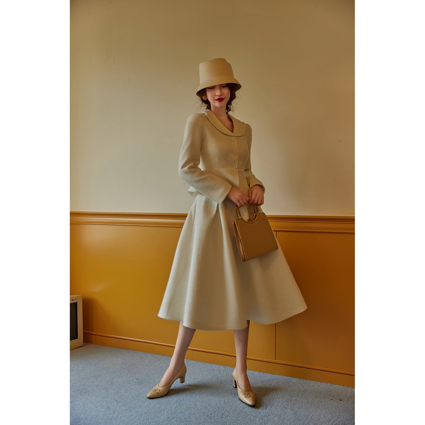 JazzHer 2024 Fall Fashion Actress Retro Jacket And Hepburn Skirt