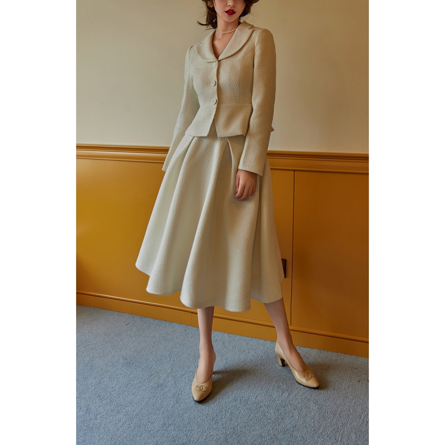 JazzHer 2024 Fall Fashion Actress Retro Jacket And Hepburn Skirt