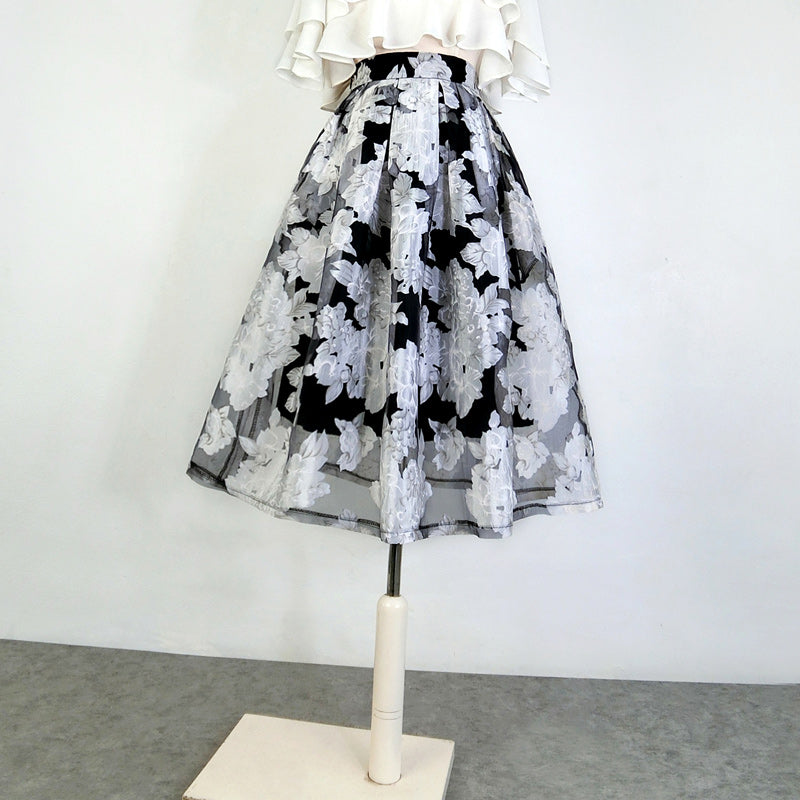 Jazzher Black And White Floral Embroidery Hepburn Skirt